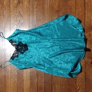 Intimate Pleasures Chemise SIZE 14/16